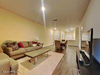 245 Aralia Ln, Jacksonville, FL 32216