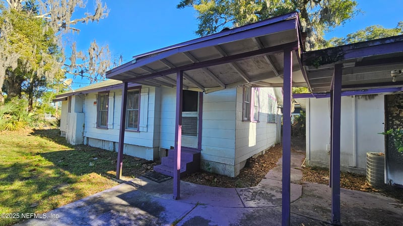 952 Alderside St, Jacksonville, FL 32208