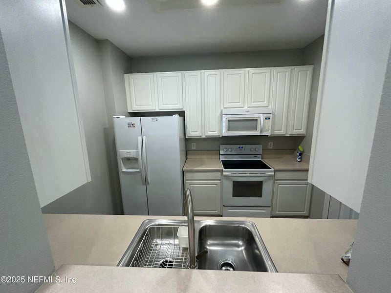 7801 Point Meadows Dr #1101, Jacksonville, FL 32256