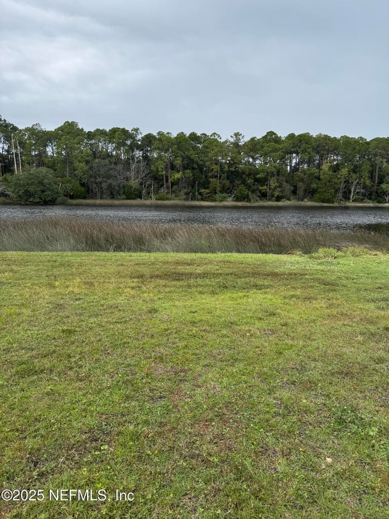 8270 River Edge Pl, Jacksonville, FL 32218