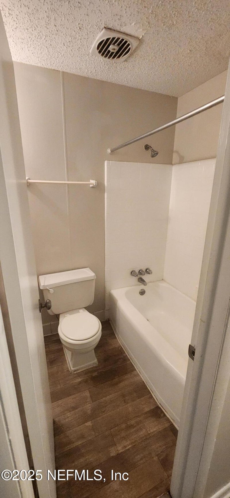 6403 Lucente Dr, Jacksonville, FL 32210