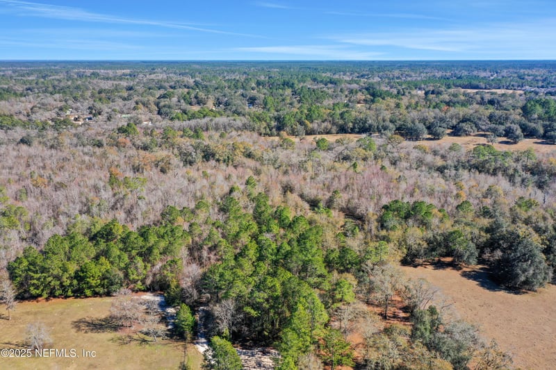 6769 Sandsdale Rd, Macclenny, FL 32063