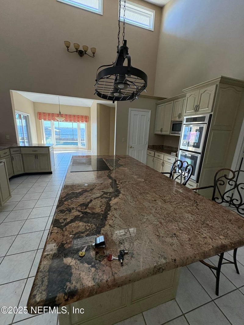 246 Crystal Cove Dr, Palatka, FL 32177