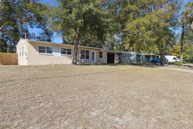 4034 Tyndale Dr, Jacksonville, FL 32210