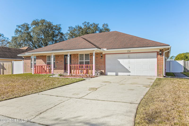 134 Mayall Dr, Jacksonville, FL 32220