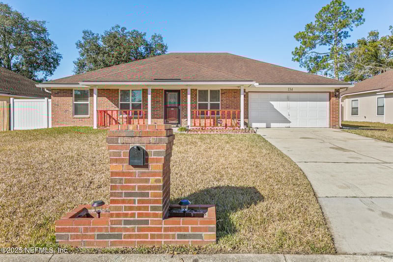 134 Mayall Dr, Jacksonville, FL 32220