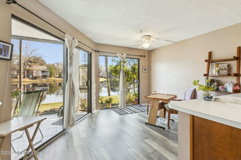 6175 Lake Tahoe Dr, Jacksonville, FL 32256