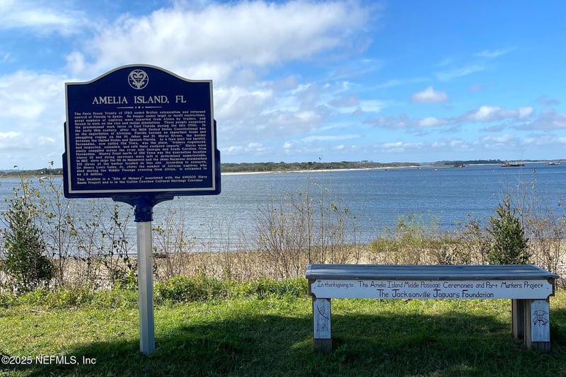 807 White St, Fernandina Beach, FL 32034