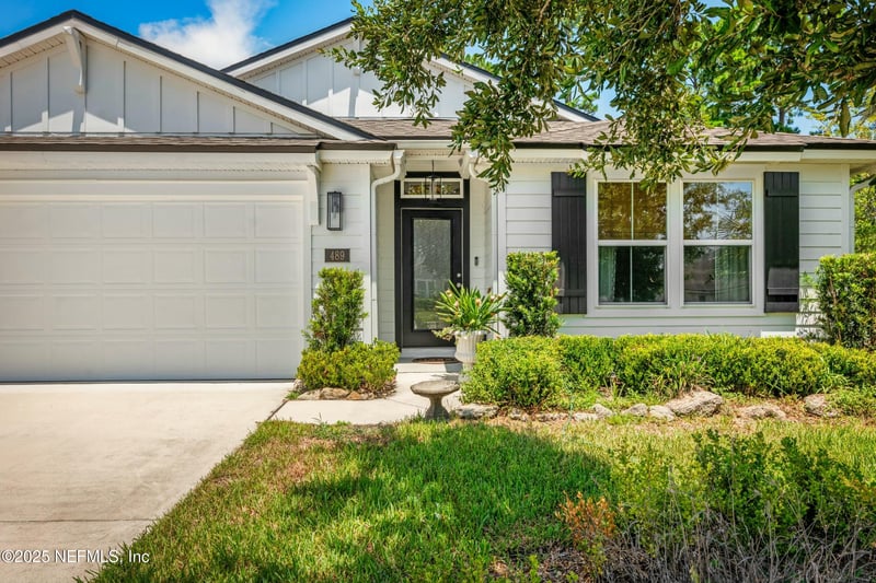 489 Chasewood Dr, St Augustine, FL 32095