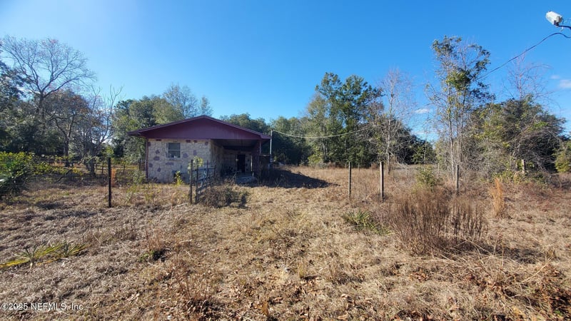 219 Anthony Ave, Interlachen, FL 32148