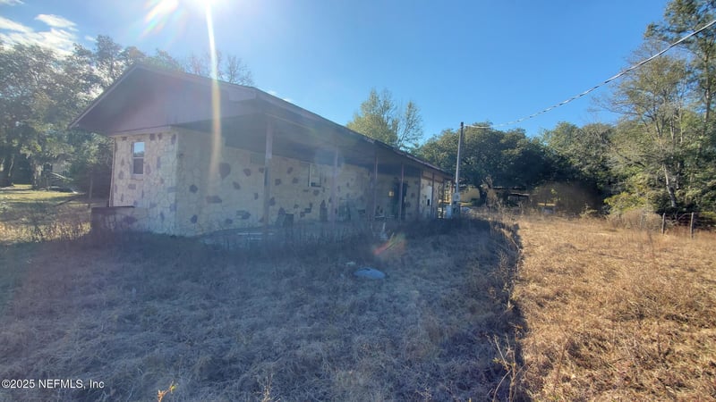 219 Anthony Ave, Interlachen, FL 32148