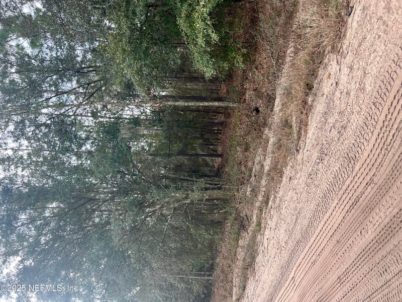 5855 Campo Dr, Keystone Heights, FL 32656