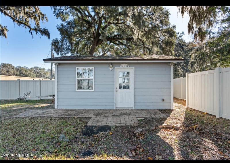 2530 Kirkwood Cove Ln, Jacksonville, FL 32223