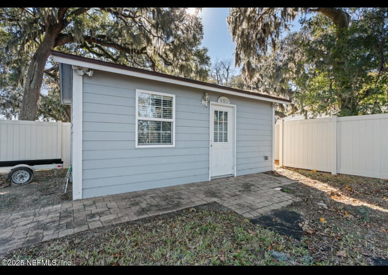 2530 Kirkwood Cove Ln, Jacksonville, FL 32223