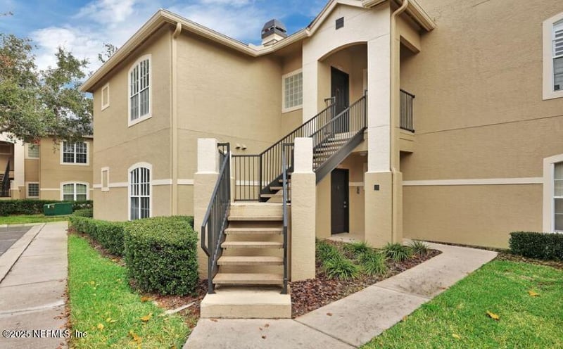 1701 The Greens Way #1821, Jacksonville Beach, FL 32250