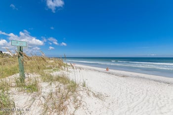 3940 Grande Blvd, Jacksonville Beach, FL 32250