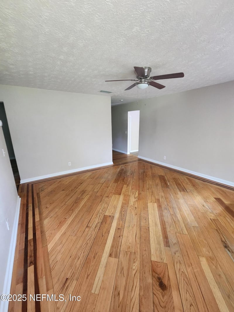 4282 Forest Blvd, Jacksonville, FL 32246