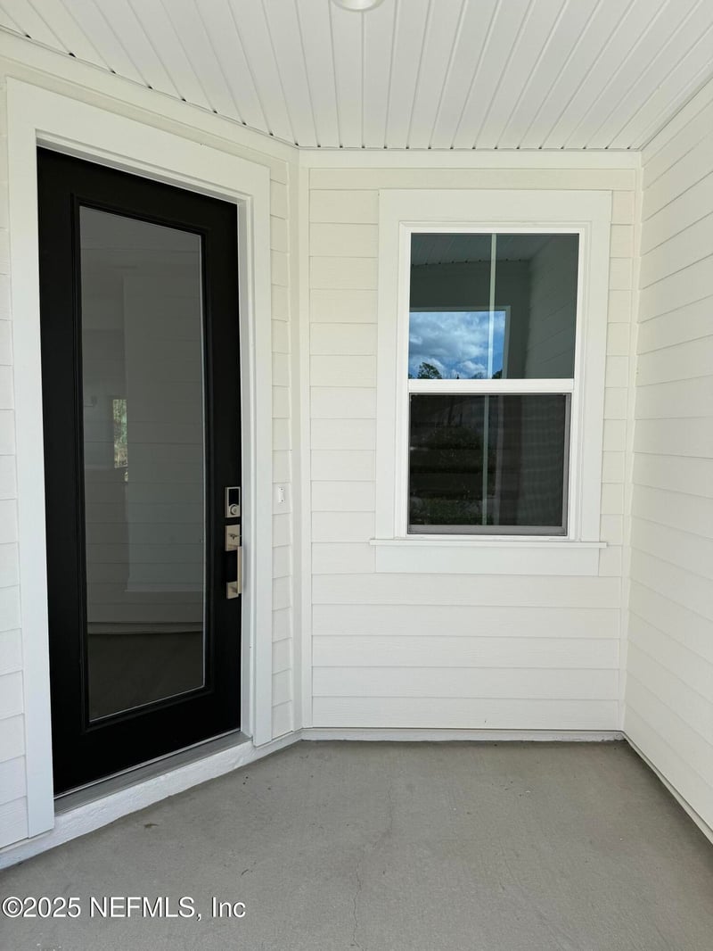 16 Mulberry Rd, Palm Coast, FL 32164