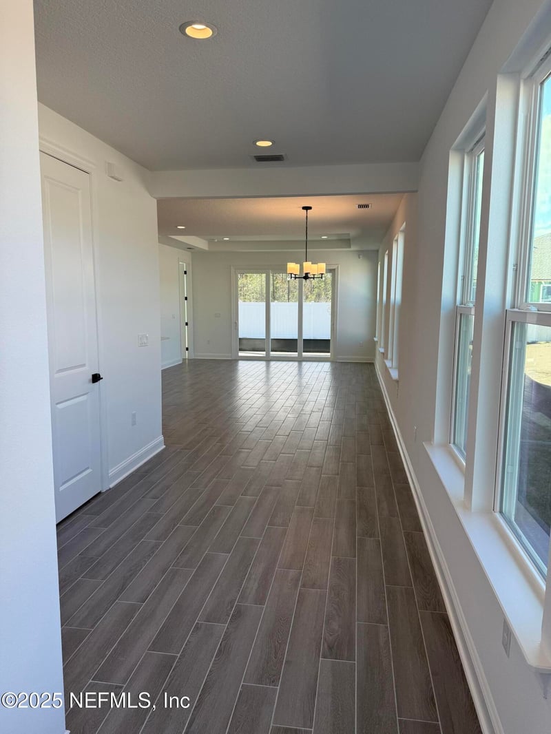 17 Mulberry Rd, Palm Coast, FL 32164