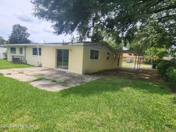 6622 Valiant Dr, Jacksonville, FL 32210