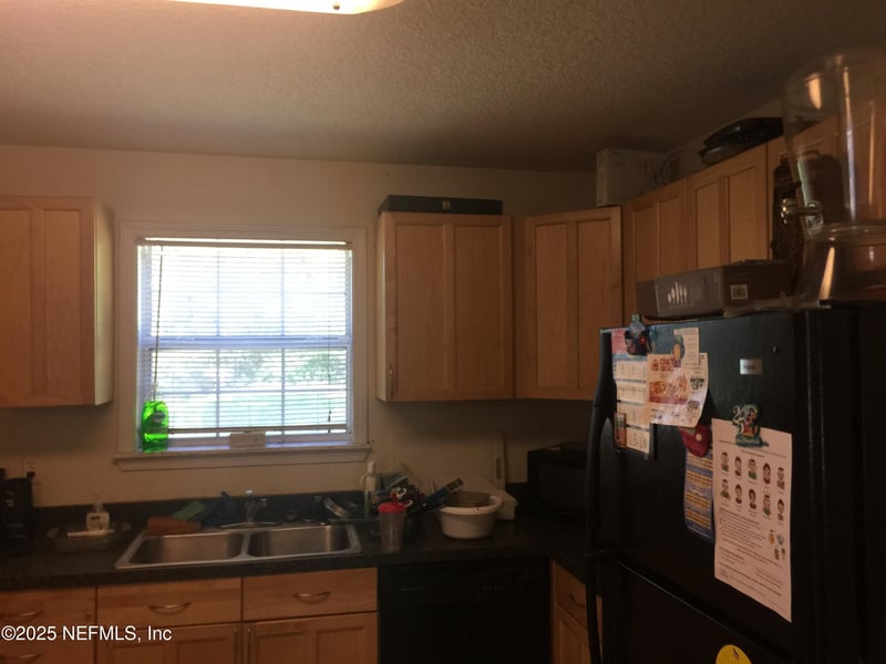 7770 Calvin St, Jacksonville, FL 32208