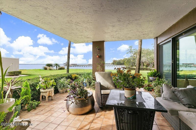 6000 San Jose Blvd #1A, Jacksonville, FL 32217