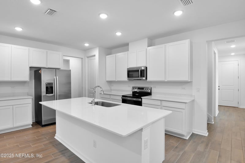 2571 Thaddeus Creek Ln, Jacksonville, FL 32254