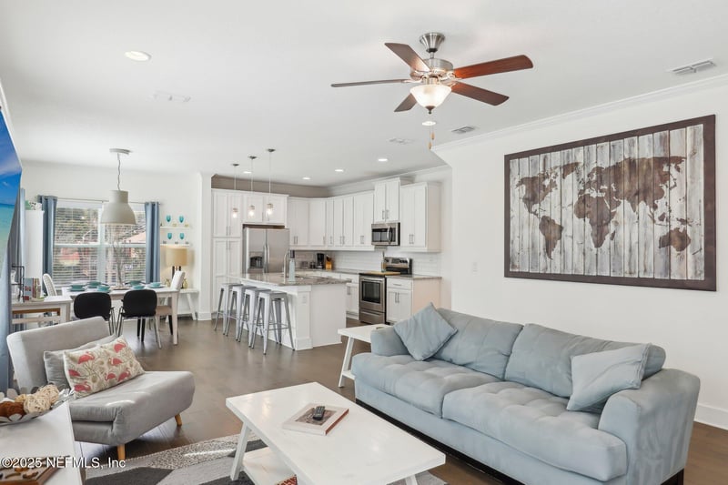 342 4th St, Jacksonville Beach, FL 32250