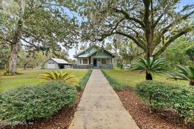 301 Prospect St, Crescent, FL 32112