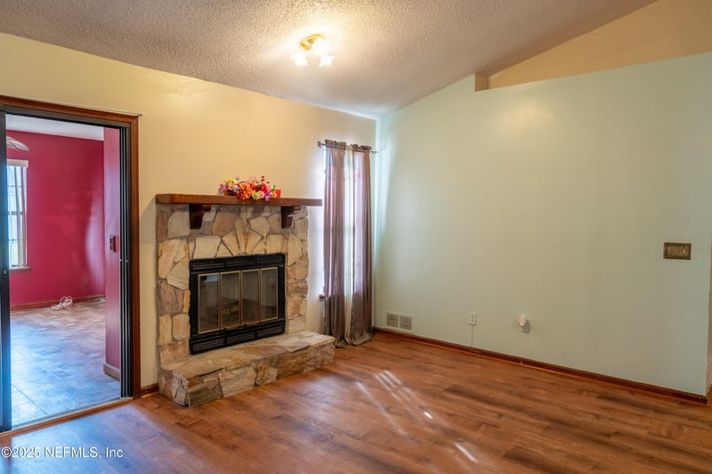 11339 Island Shore Dr, Jacksonville, FL 32218