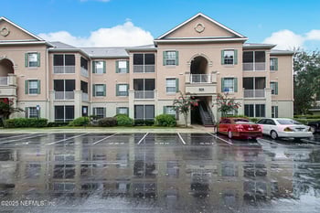 8601 Beach Blvd #811, Jacksonville, FL 32216