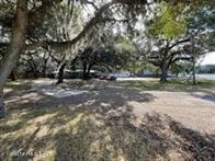 608 14th St, Fernandina Beach, FL 32034