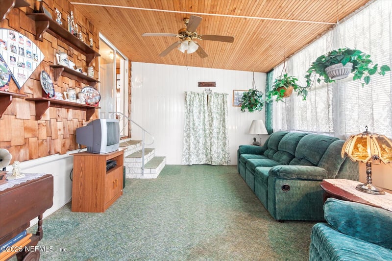 644 Coral Cir, St Augustine, FL 32080