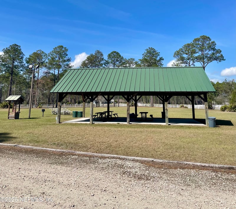 11068 Blazing Ridge Ct, Jacksonville, FL 32219