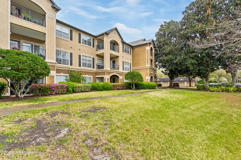 10961 Burnt Mill Rd #935, Jacksonville, FL 32256