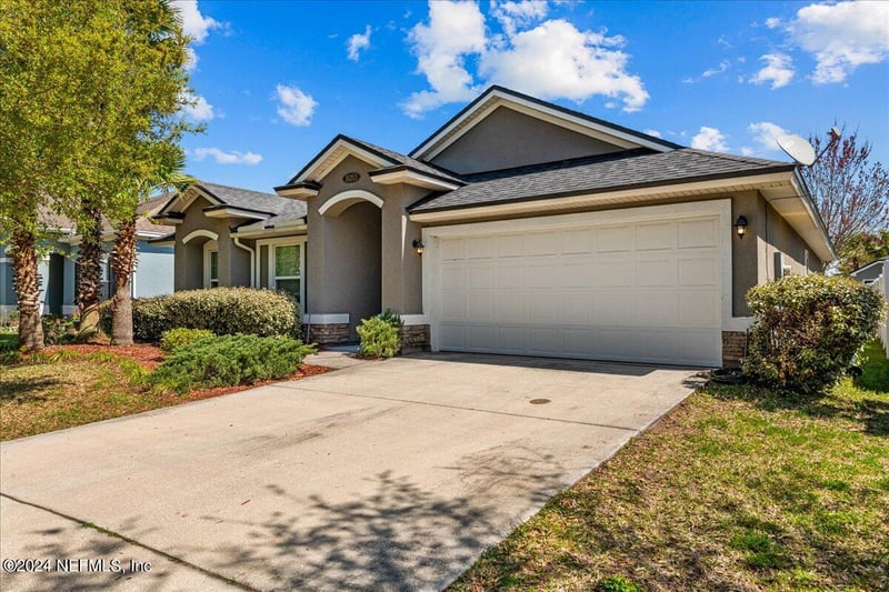 16253 Dowing Creek Dr, Jacksonville, FL 32218