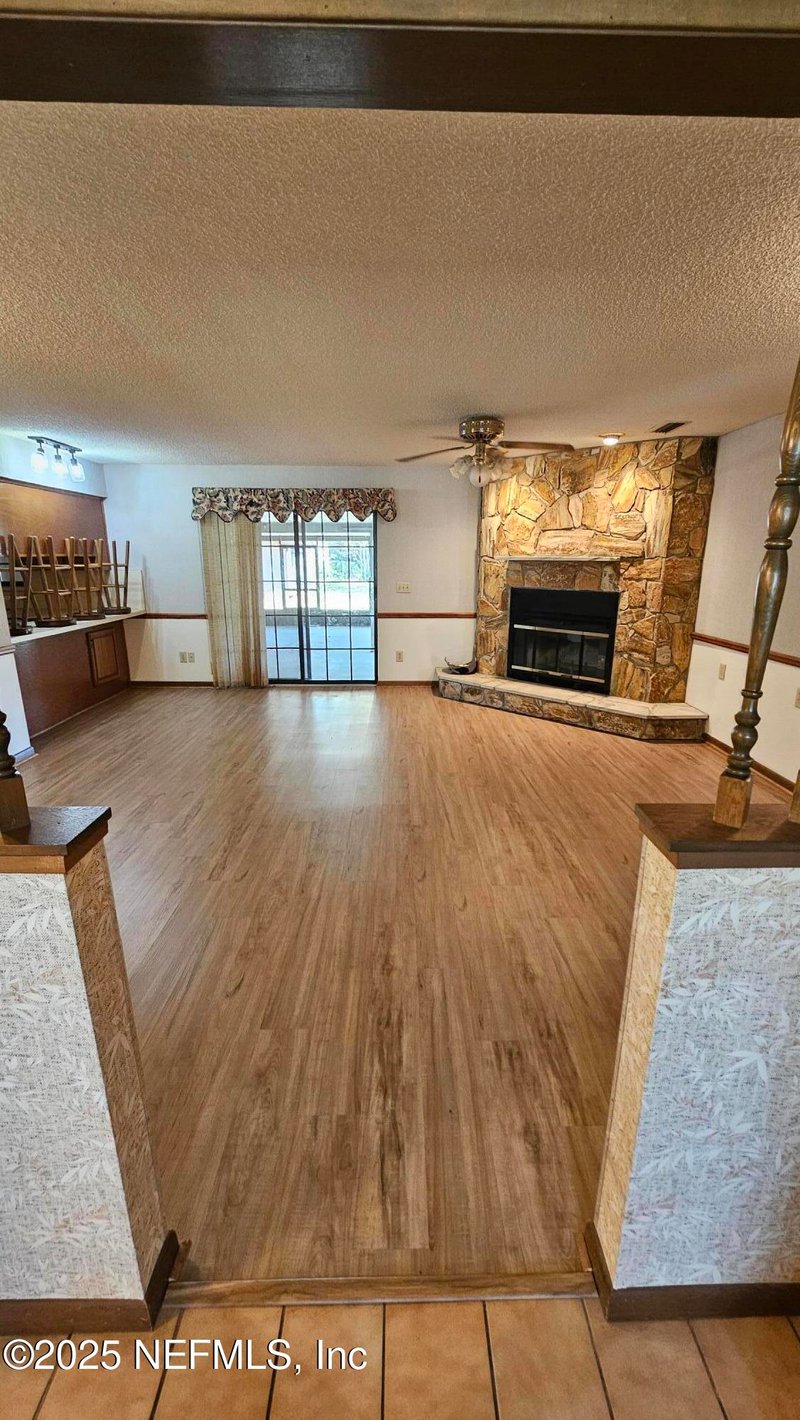 9647 Barber Loop, Macclenny, FL 32063