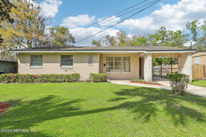 2439 Gayland Rd, Jacksonville, FL 32218