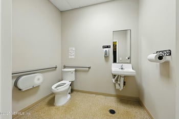 9735 Old St Augustine Rd, Jacksonville, FL 32257