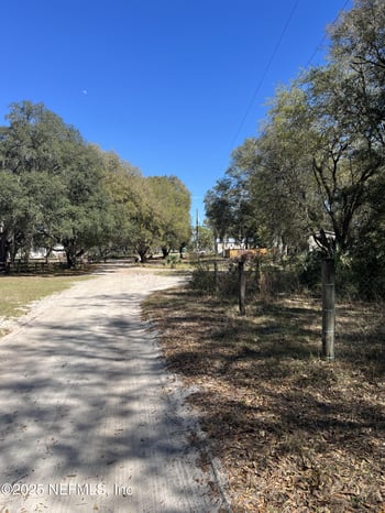 107 - 109 Dixie St, Hawthorne, FL 32640