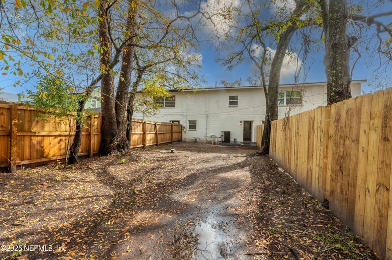 1408 Ionia St, Jacksonville, FL 32206