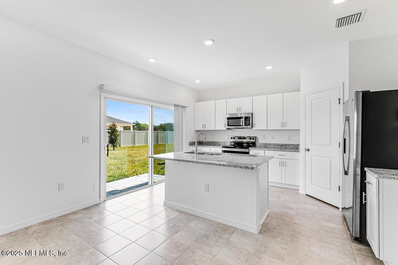 8508 Lilias Cir, Jacksonville, FL 32219