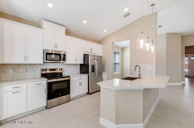 47 Oconee Dr, Palm Coast, FL 32137