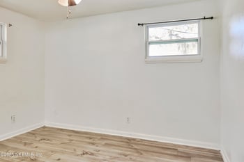 395 Arora Blvd, Orange Park, FL 32073