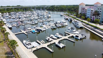 8 Schooner Cir, Palm Coast, FL 32137