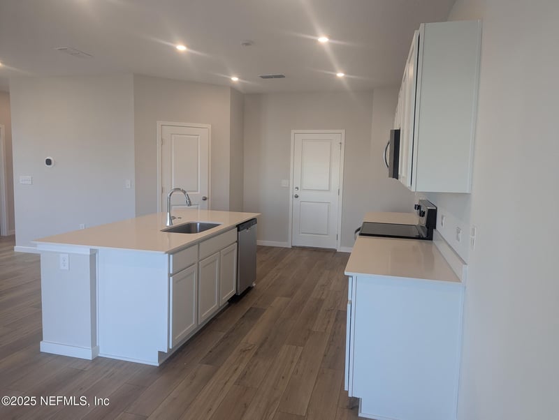 56 Brazil Nut Cir #138, Jacksonville, FL 32218