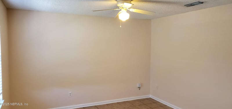 2433 Seymour St, Jacksonville, FL 32246