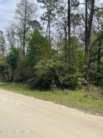 106 Bowfin Dr, Palatka, FL 32177