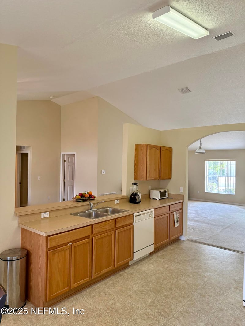 24 Seville Orange Pa, Palm Coast, FL 32164