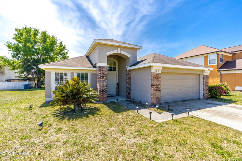 694 Cherry Bark Dr, Jacksonville, FL 32218